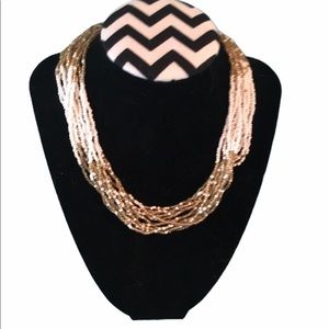 Necklace White & Gold
